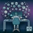 Dynamische Illustration eines Content Creators mit Schreibtisch voller Technik, Analytics-Grafiken, Mikrofon und Kamera; vernetzte Logos von Monetarisierungsplattformen im Hintergrund.