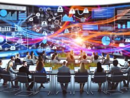 Marketingteam betrachtet bunte Datenvisualisierungen mit Klickrouten, Heatmaps und Conversion-Funnels auf mehreren Monitoren. Abstrakte Datenströme im Hintergrund und Symbole für Datenschutz zeigen eine innovative, digitale Arbeitsumgebung.