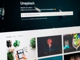 Buffer Benutzeroberfläche mit geplanter Social Media Postplanung auf Desktop und Mobilgerät
