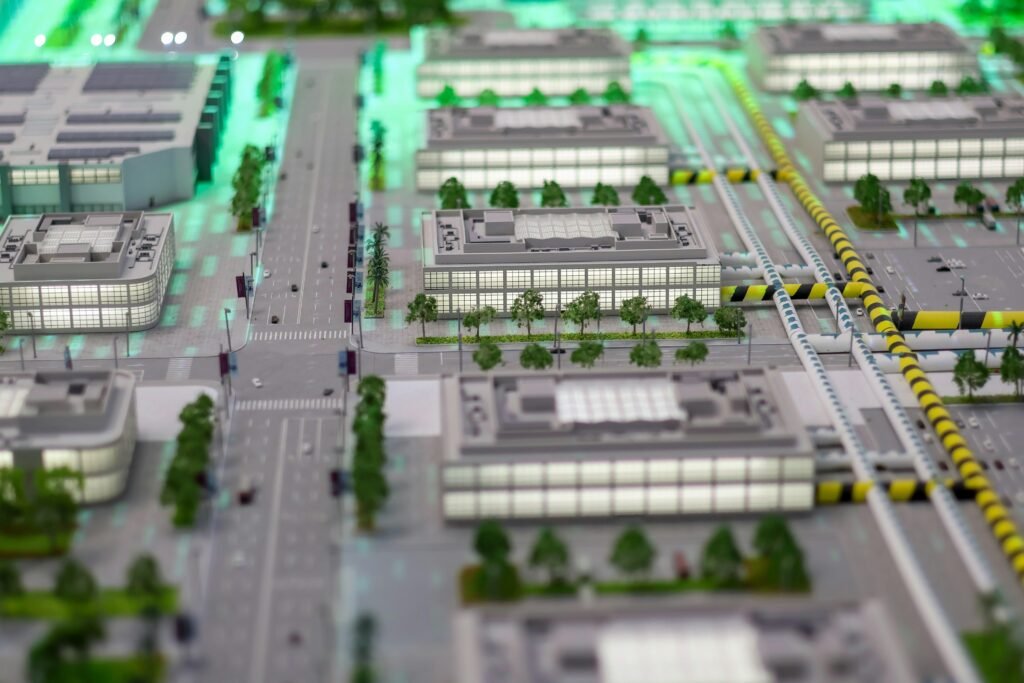 Architektonisches Modell zeigt das innovative Stadtviertel mit modernen Gebäuden und urbaner Infrastruktur aus der Vogelperspektive