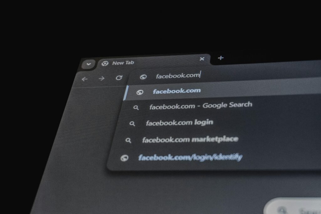 Ein Browserfenster mit geöffneter facebook.com-Webseite und sichtbarer Adresszeile, ideal für Artikel über Social Media Nutzung am Desktop