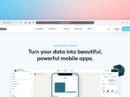 Ein Smartphone liegt auf dem Bildschirm eines Computers, beide Geräte sind eingeschaltet und symbolisieren digitale Vernetzung.