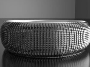 Schwarz-weiß gestreifter Hut, detailreich dargestellt und als modisches Accessoire fotografiert, aufgenommen von Skiking Photos