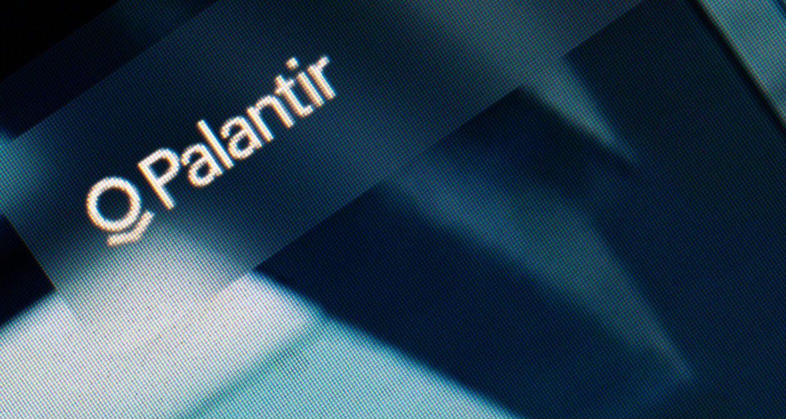 Palantir Unternehmenslogo in Weiß auf einem dunklen Hintergrund, geeignet für Artikel zu Technologietrends
