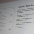 Dashboard der LinkedIn Recruiter Plattform mit Suchfunktionen und Kandidatenprofilen auf einem Computerbildschirm