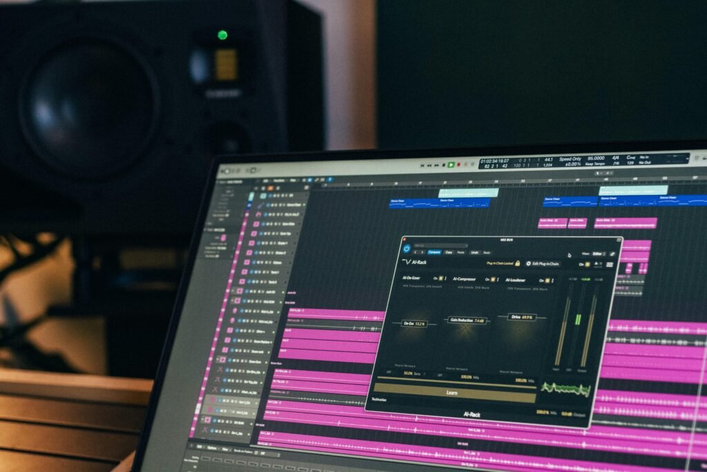 Computerbildschirm mit geöffneter Recording-Software zur Audiobearbeitung und Aufnahme im professionellen Umfeld.