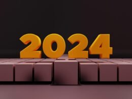 Eine gelbe Nummer sitzt deutlich sichtbar auf einer Blockwand und bietet ein interessantes Motiv für Design- oder Technologiethemen.