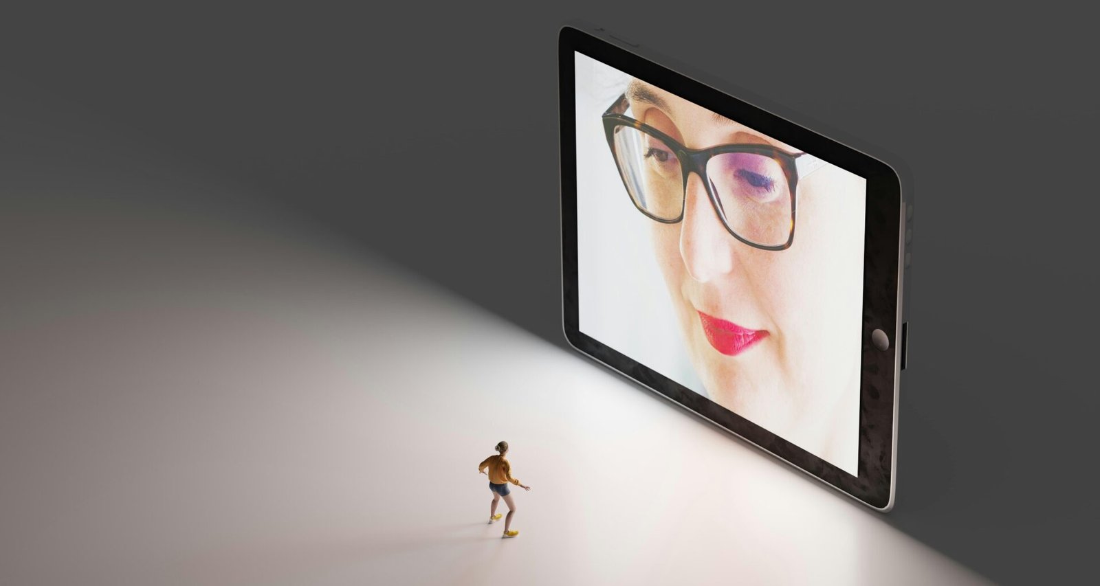 Schwarze Brillenfassung liegt flach auf einem weißen Tisch, minimalistisches und klares Arrangement für moderne Arbeitsumgebungen